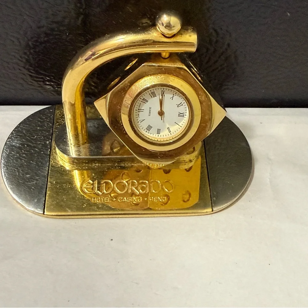 Vintage El Dorado Reno Casino Dice Desk Clock Gold Tone Working Quartz Spinner
